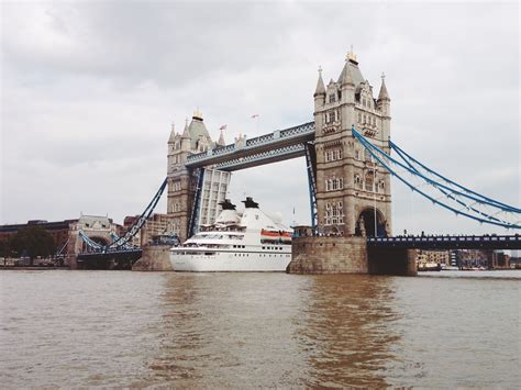 ship at london bridge